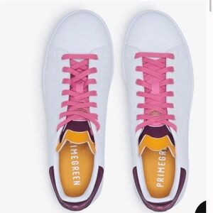 Adidas women’s Stan smith sneakers- like new